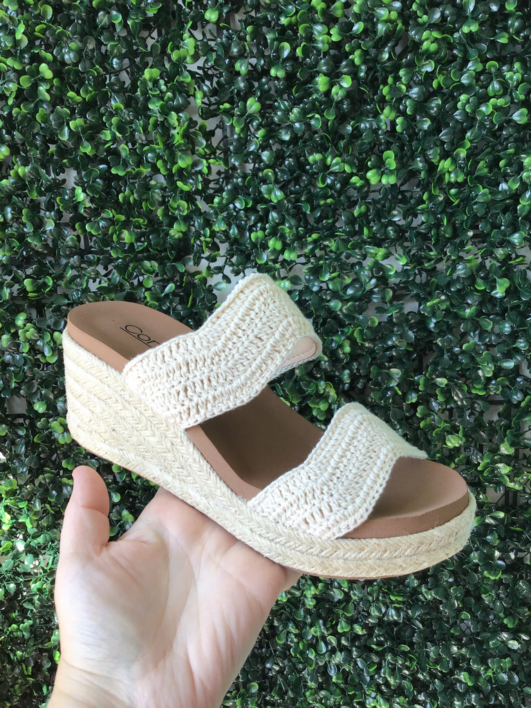 Corky’s beach wedge