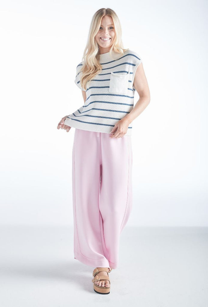 Breeze Knit Pocket Top