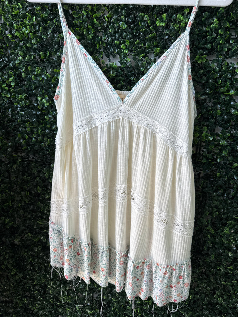Floral trim tank top